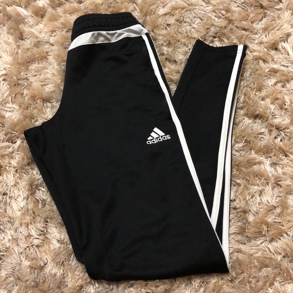 SOLD - Adidas soccer pants